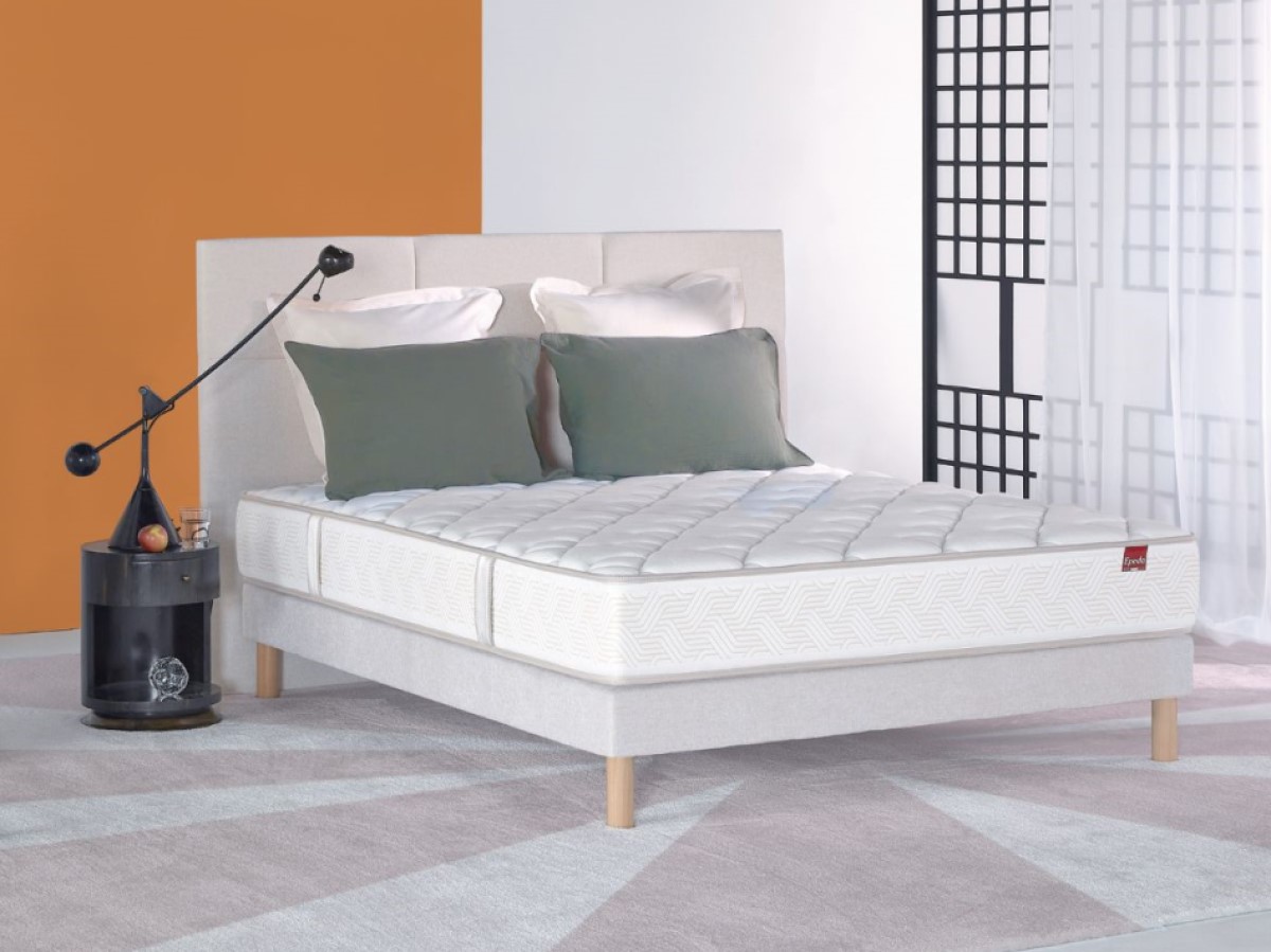 Matelas ressorts ensachés